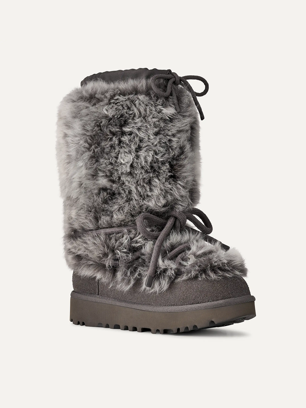 Women's Classic Tall Chalet Boot